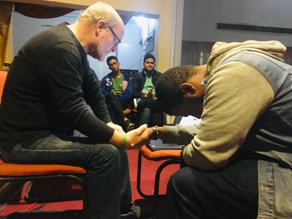 Dr. Tim Smith Mentoring a worship student